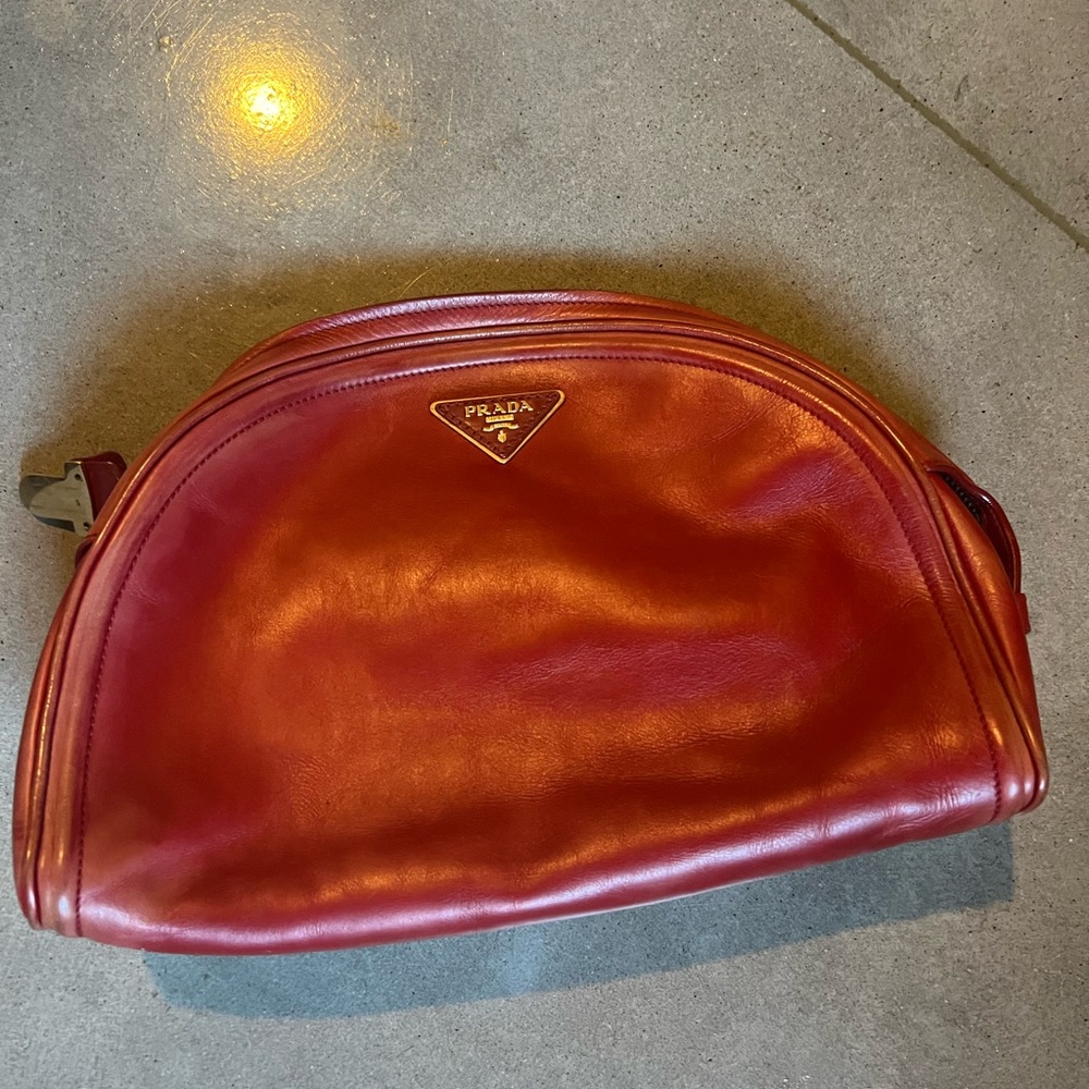 Red Prada Pochette Vitello Vintage
